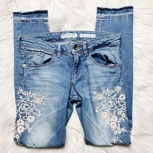 Guess Super Skinny Fit Embroidered Distressed Skinny Jeans Light Wash Size 12